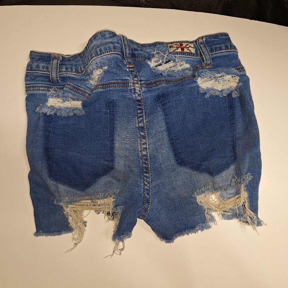 Machine - Distressed Jean Shorts - Picture 2 of 4